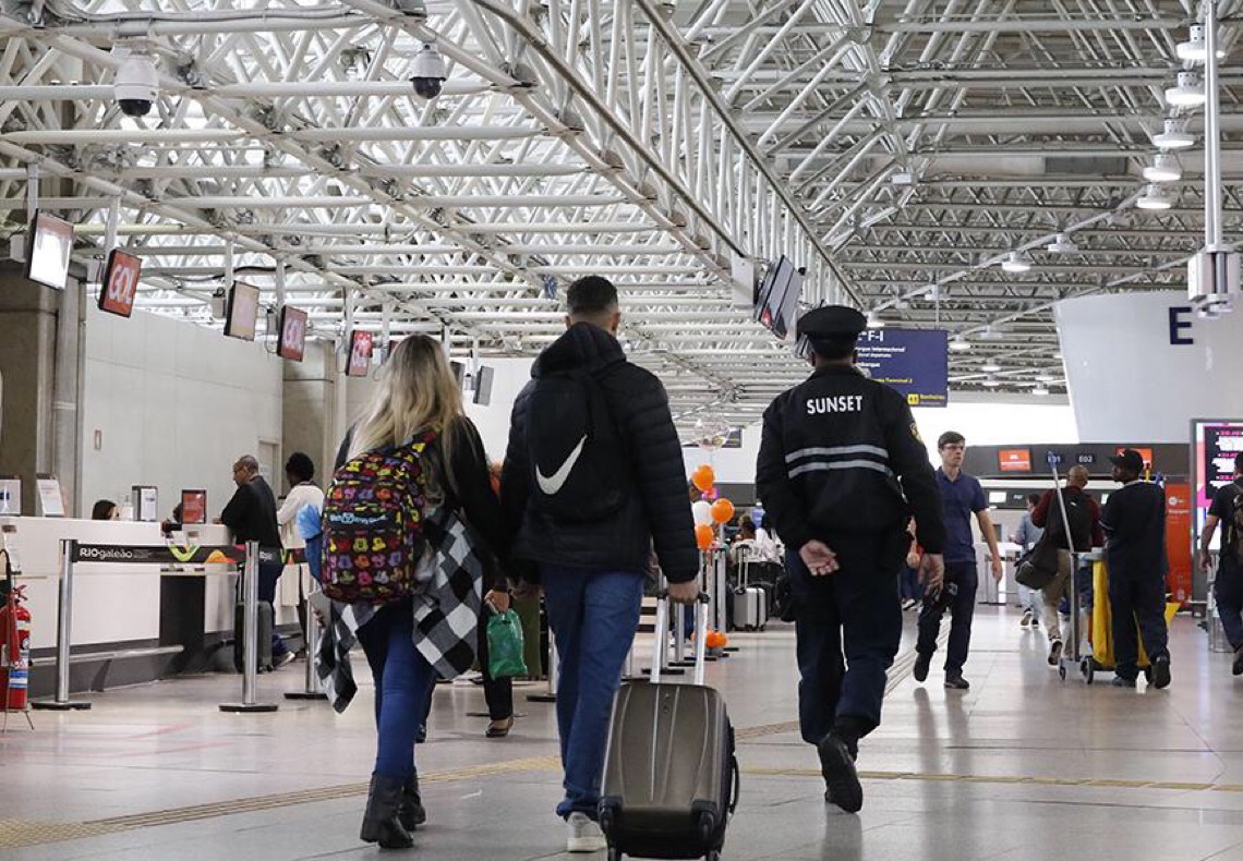 Turismo internacional bate recorde e injeta R$ 34,5 bilhões na economia brasileira em 2023