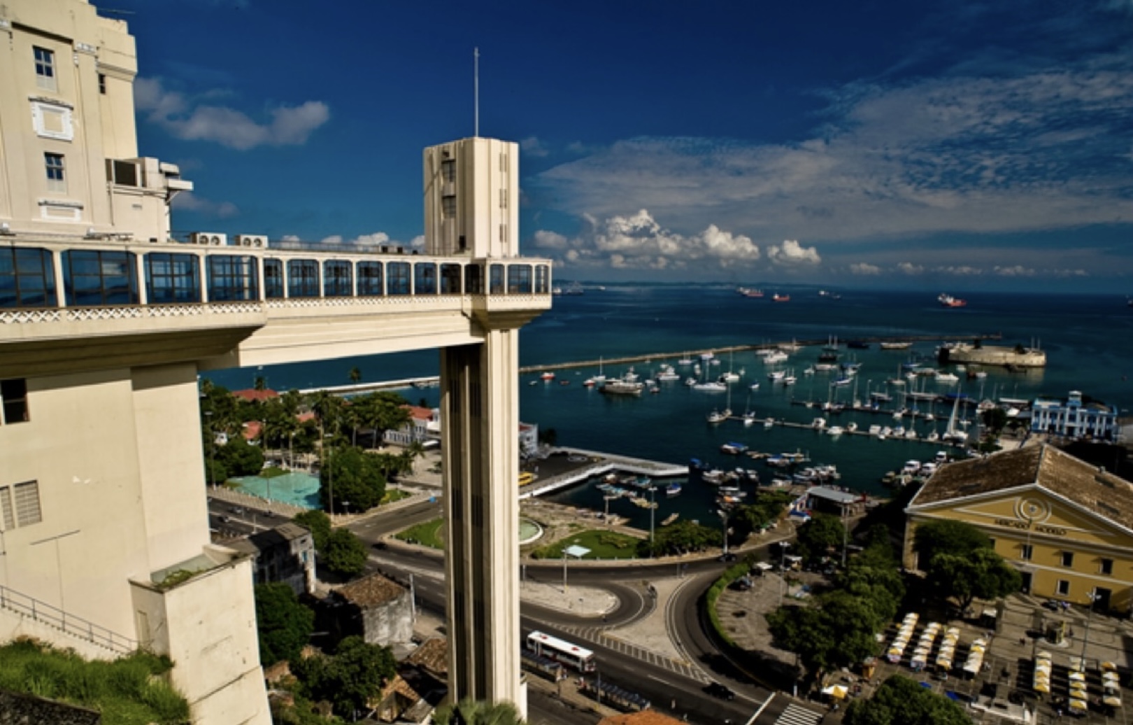 Turistas franceses já contam com novo voo direto de Paris para Salvador na Bahia 