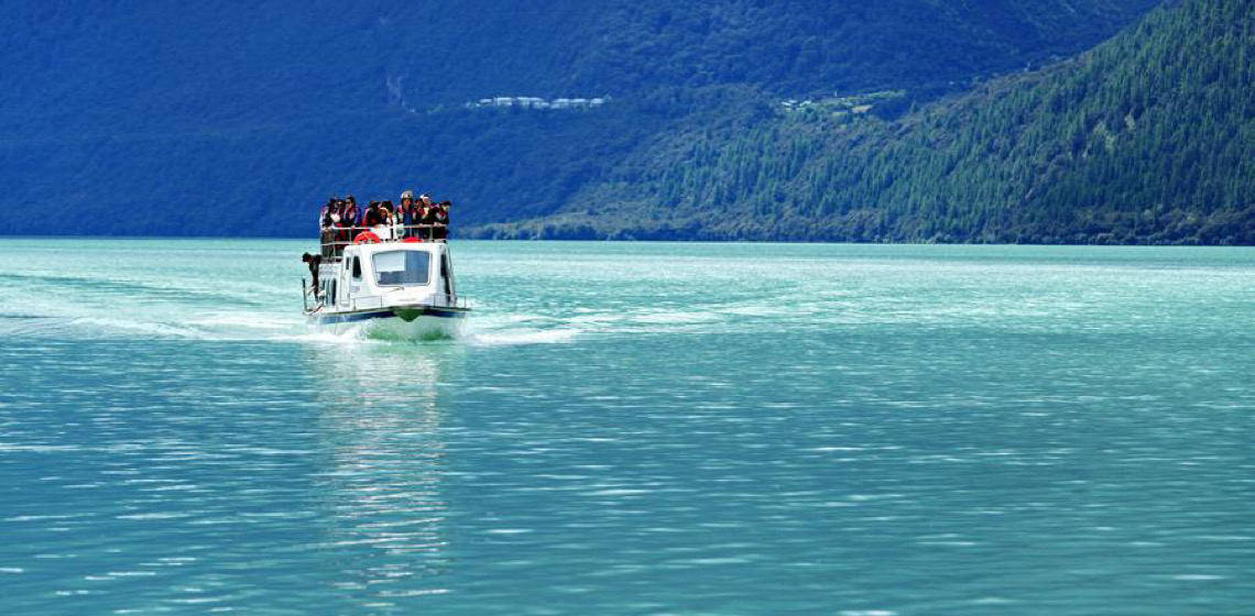 Turistas chineses divididos sobre ter que reservar entrada de pontos turísticos com antecedência, diz pesquisa