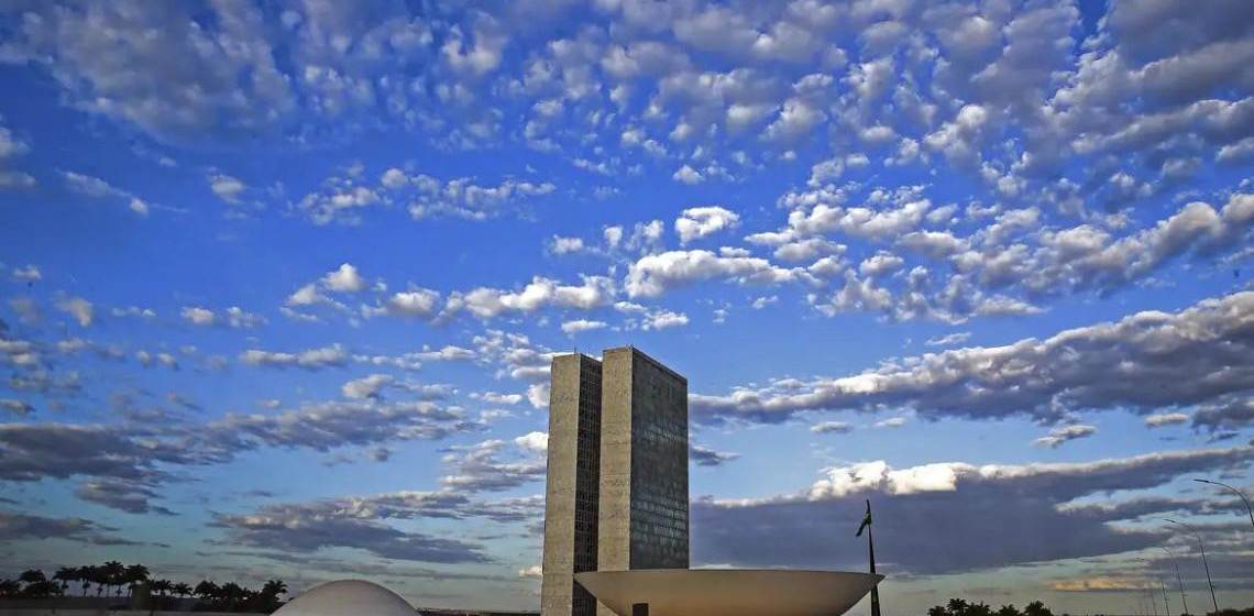 Alcolumbre marca para 17 de junho leitura do pedido para CPI do INSS
