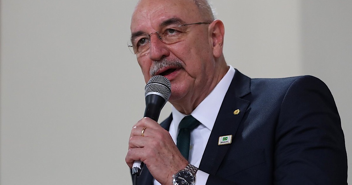 Twitter diz que post de Osmar Terra sobre quarentena viola regras da rede social