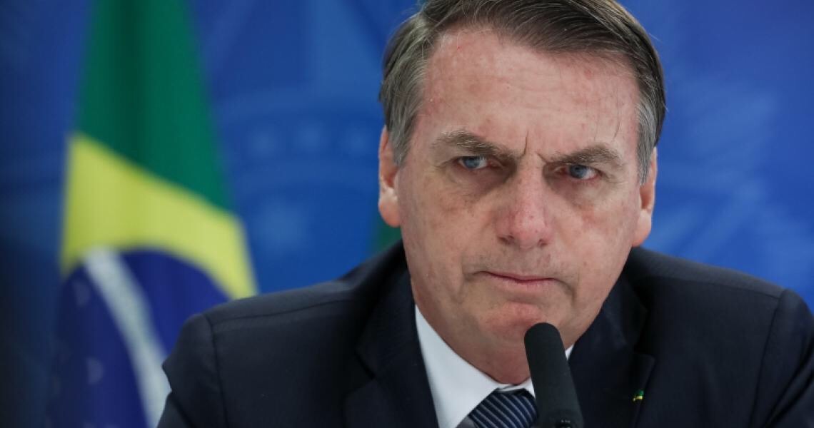 Bolsonaro é o líder que mais ameaça vidas ao minimizar coronavírus, diz jornal
