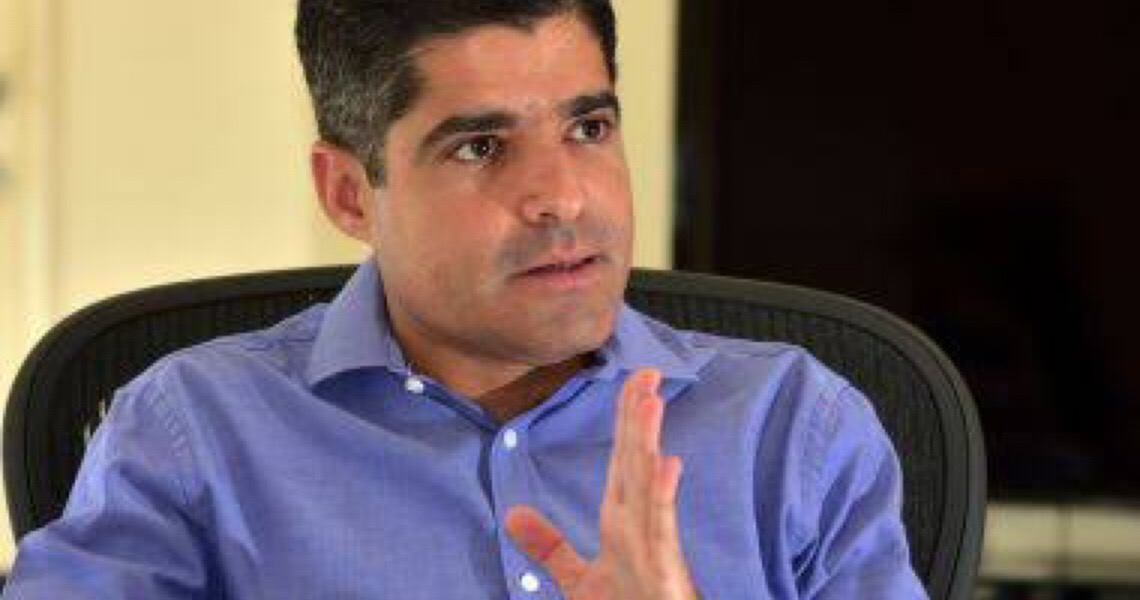 Demissão de Mandetta e crítica a Maia degradam o que havia de apoio do DEM a Bolsonaro, diz ACM Neto