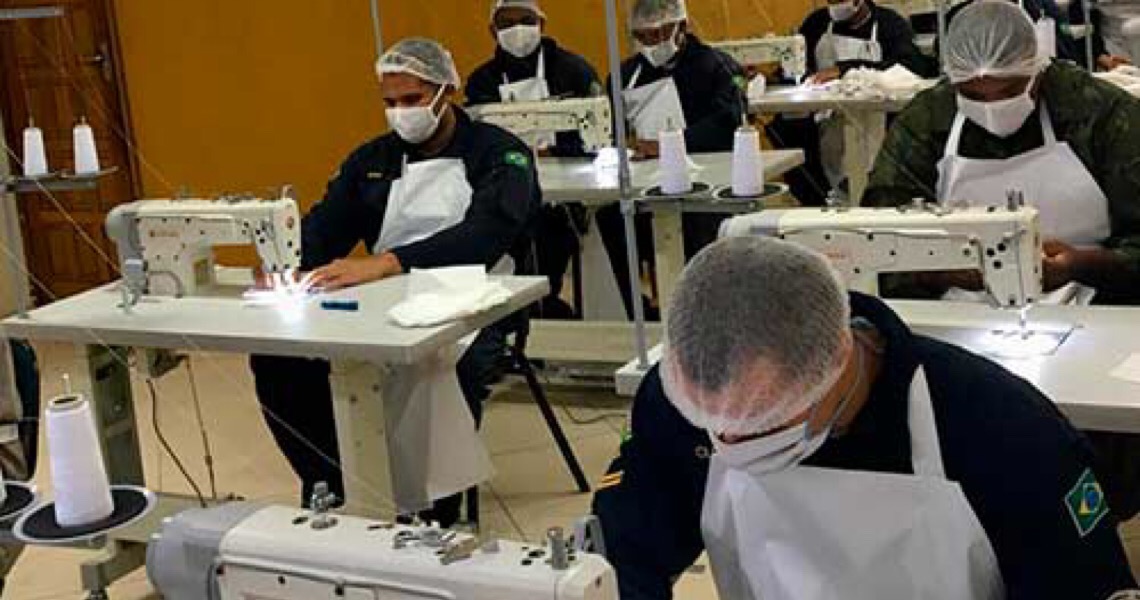 Corpo de Fuzileiros Navais amplia produção de equipamentos para auxiliar no combate a Covid-19