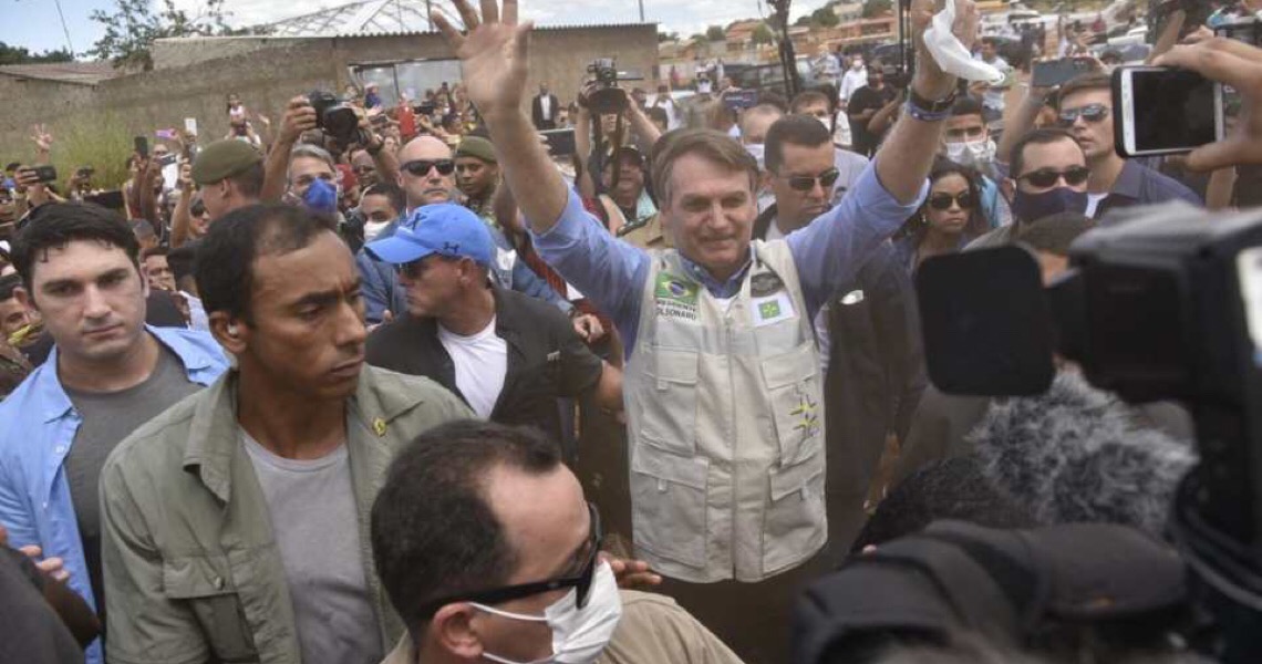 Covid-19: Justiça dá 48h para Bolsonaro divulgar laudos de exames