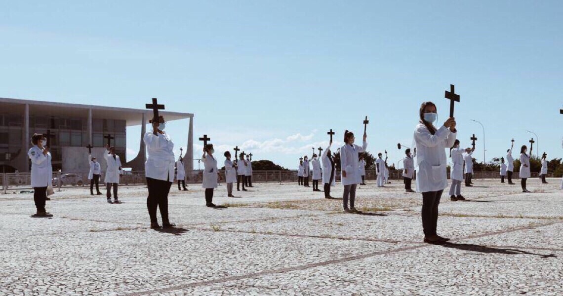 Coren processará apoiadores de Bolsonaro que insultaram enfermeiros no DF