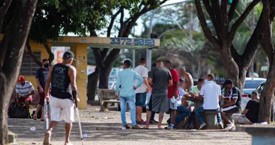 Covid-19: Distrito Federal ultrapassa 2 mil casos, mas 60% da população ignora isolamento