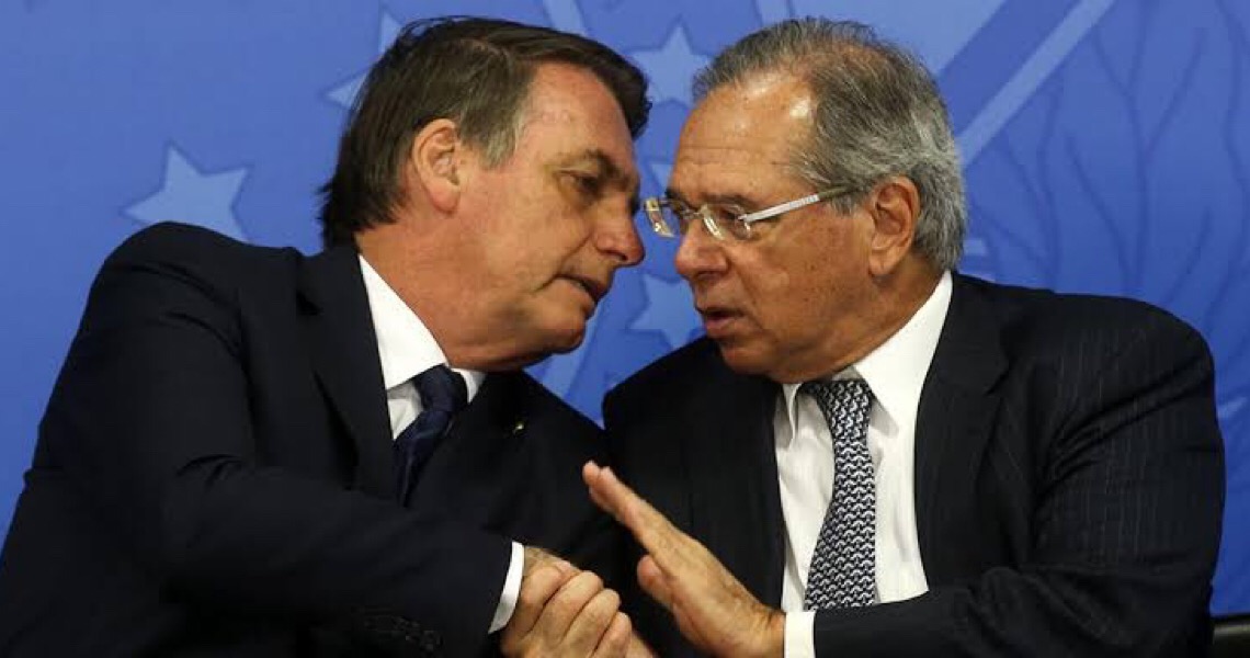 Bolsonaro se agarra a Guedes para lavar as mãos na crise econômica