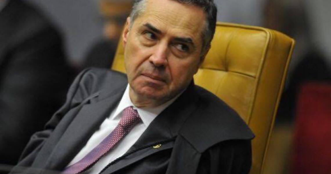Pressão de Bolsonaro contra isolamento 'não fez diferença', diz Barroso