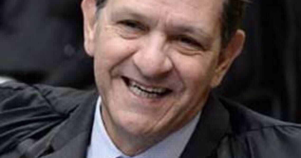 Advogado acusa presidente do STJ de prevaricação por ter antecipado decisão sobre exame de Bolsonaro