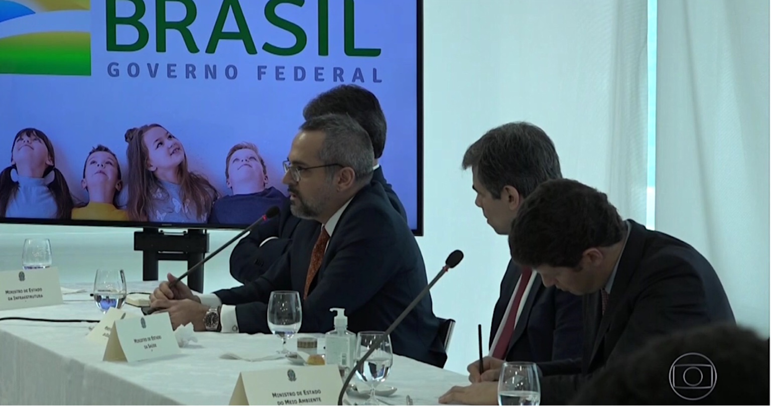 Governo pede ao STF para suspender depoimento de Weintraub e trancar inquérito das ‘fake news’