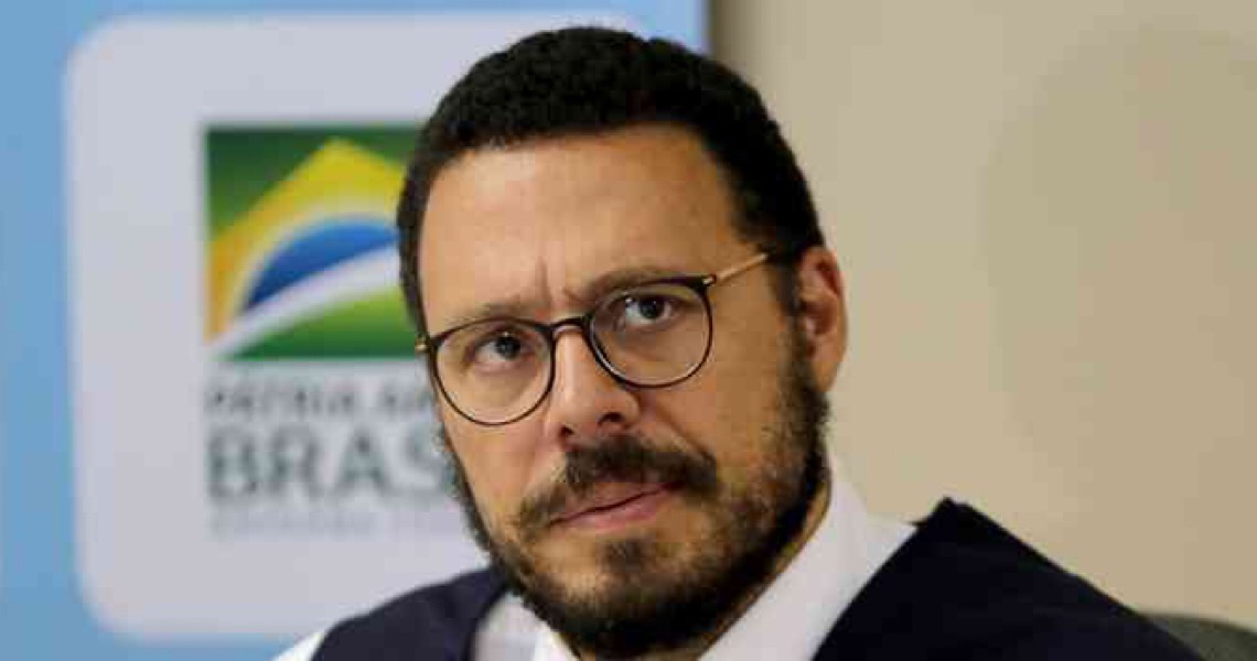 Covid-19: ''O que vai acontecer é um massacre'', diz ex-diretor do Ministério da Saúde