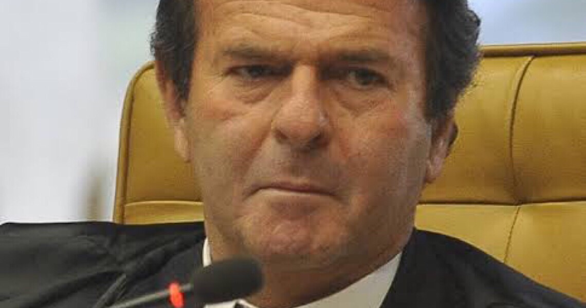 Em liminar, Fux crava que ‘chefia das Forças Armadas é poder limitado’