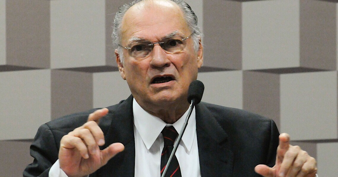 Roberto Freire defende inclusão de “arrependidos” em frente anti-Bolsonaro