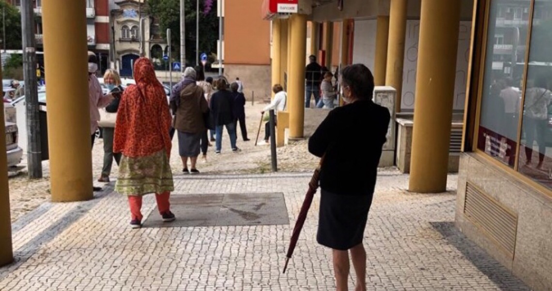 Fronteiras fechadas a Portugal. E ao Brasil
