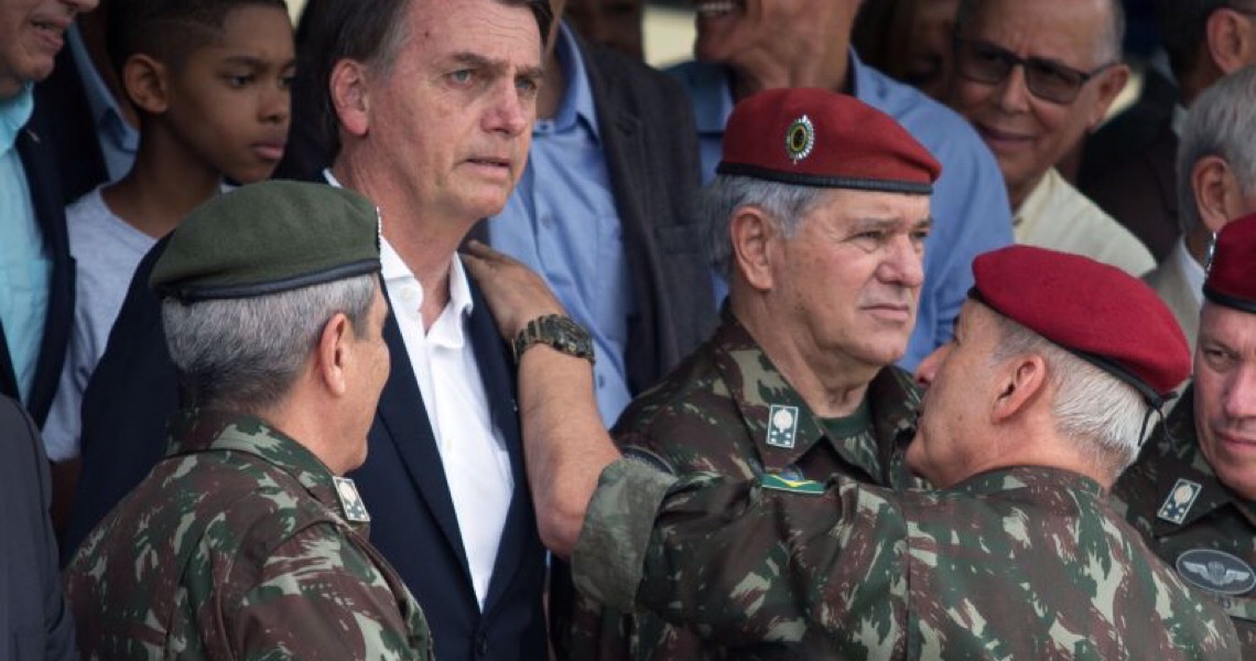 Militares montam operação de guerra para “salvar” governo Bolsonaro