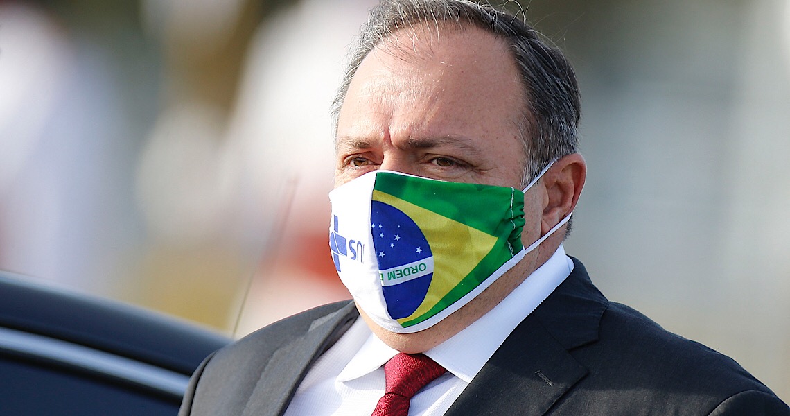 Pazuello foi avisado de que, sem lockdown, Brasil pode levar até dois anos para controlar pandemia