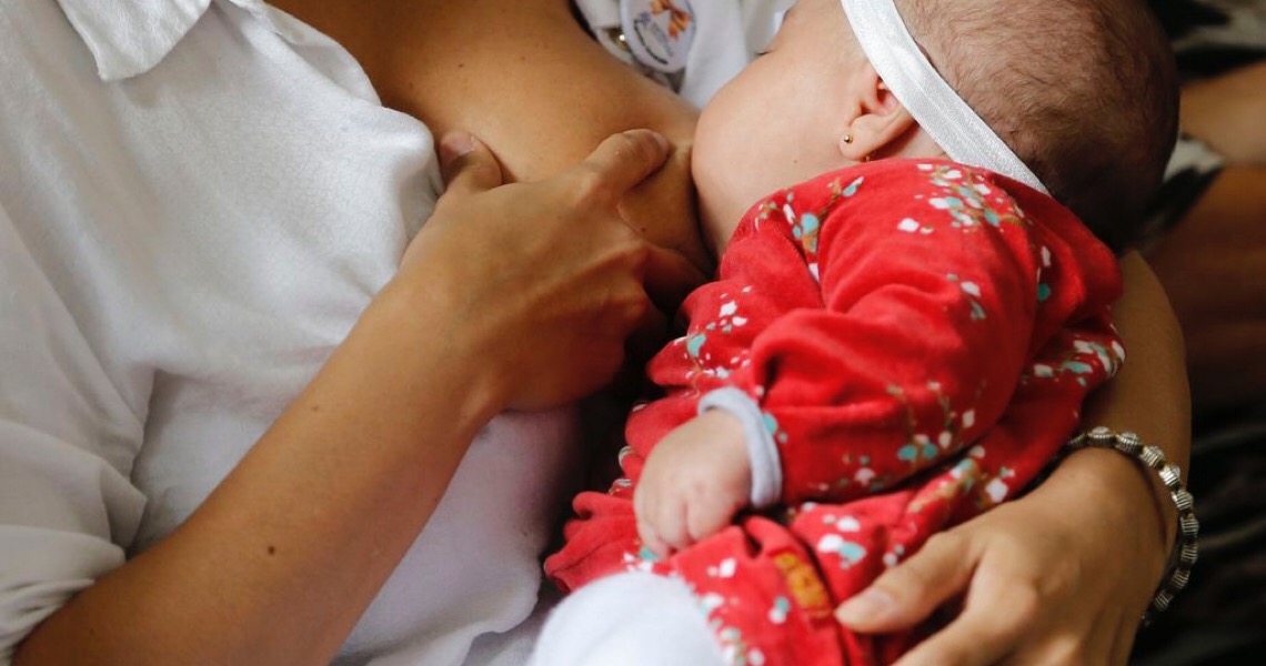 Agosto Dourado: Qual o papel do pai na amamentação?