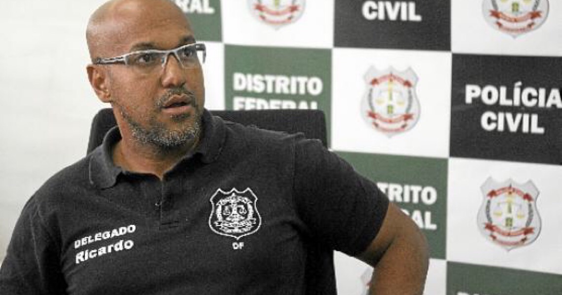 Ofensor de delegado fica preso. Vítima diz que decidiu divulgar o caso para combater o racismo