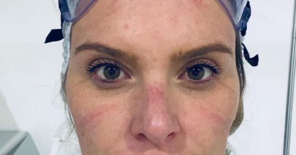 Profissionais de saúde enfrentam duas batalhas: Combate à pandemia e desinformação