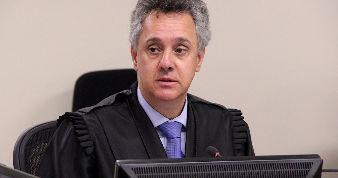 TRF-4 derruba sentença de Moro e absolve ex-tesoureiro do PT