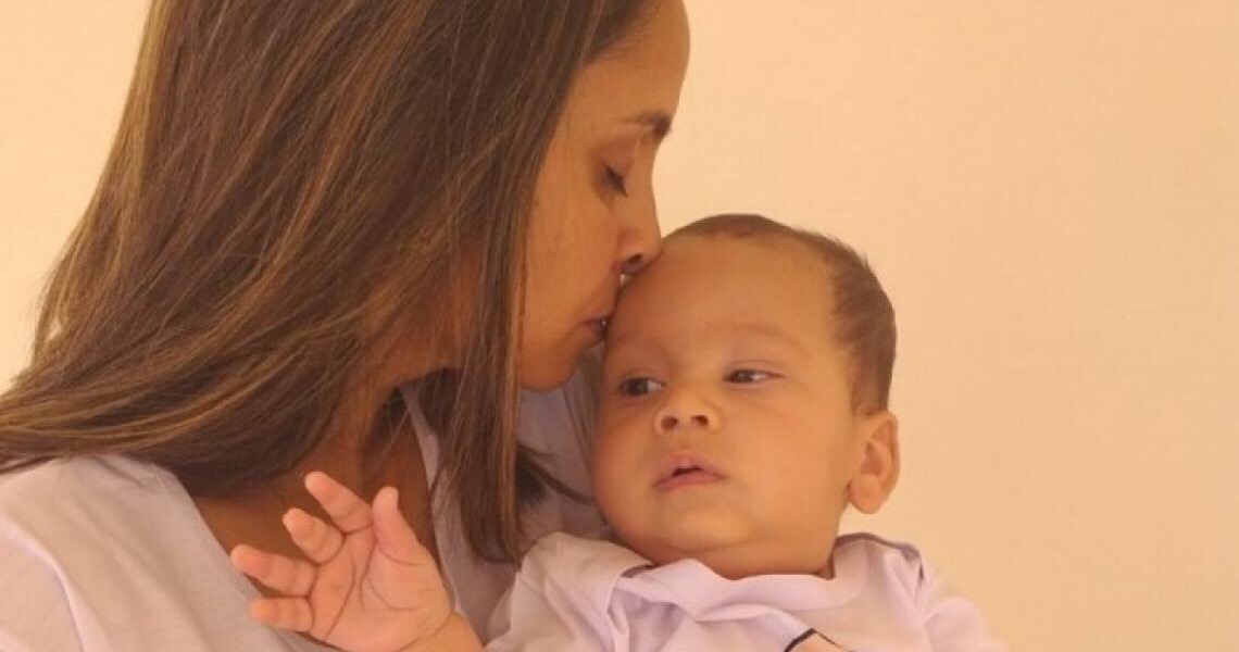 Bebê de 5 meses precisa de medicamento de R$ 12 milhões