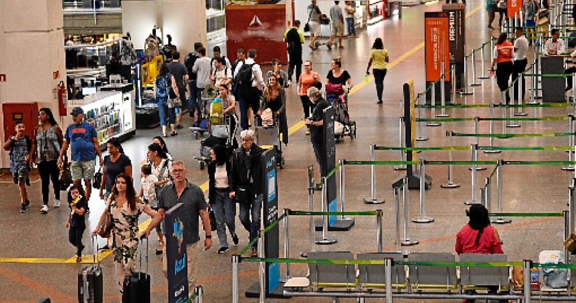 Estados Unidos acabam com restrições de viagens de brasileiros