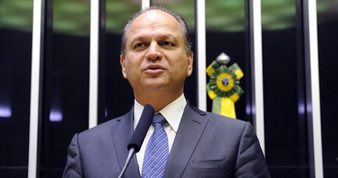 Promotoria do Paraná faz buscas contra escritório de líder de Bolsonaro na Câmara