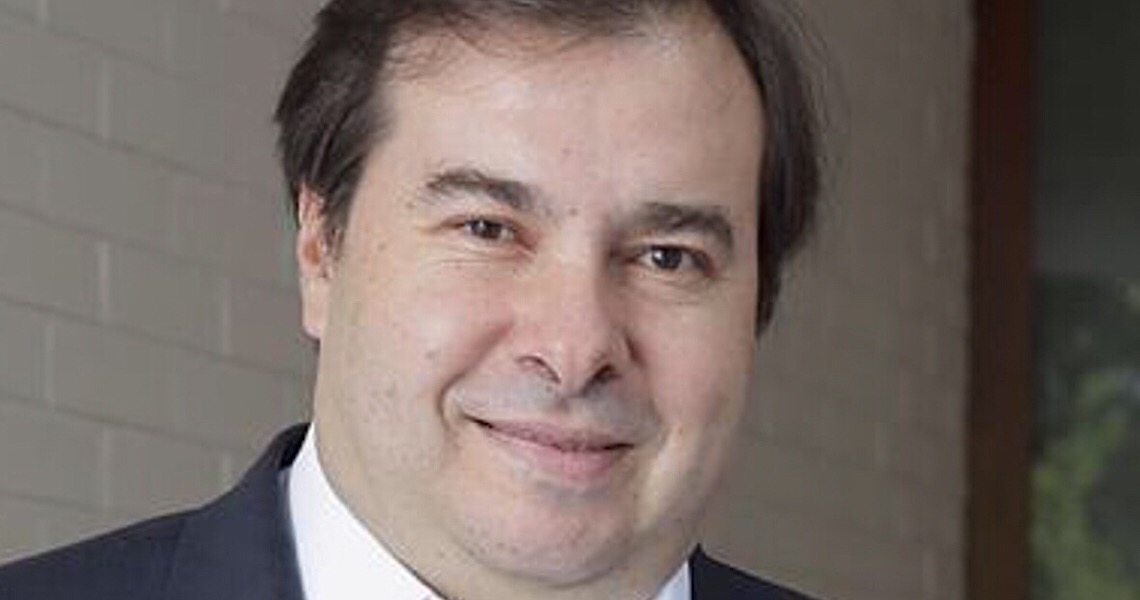 Ex-chanceleres lançam nota apoiando Rodrigo Maia nas críticas à visita do secretário de Estado dos EUA