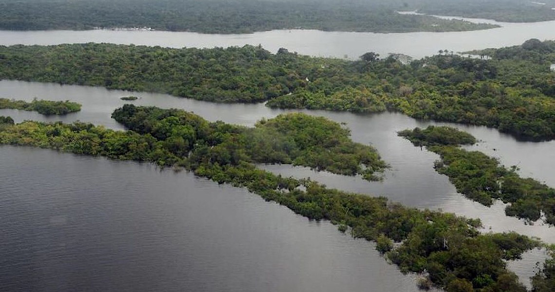 Pandemia leva a queda de 66% no faturamento do turismo no Amazonas