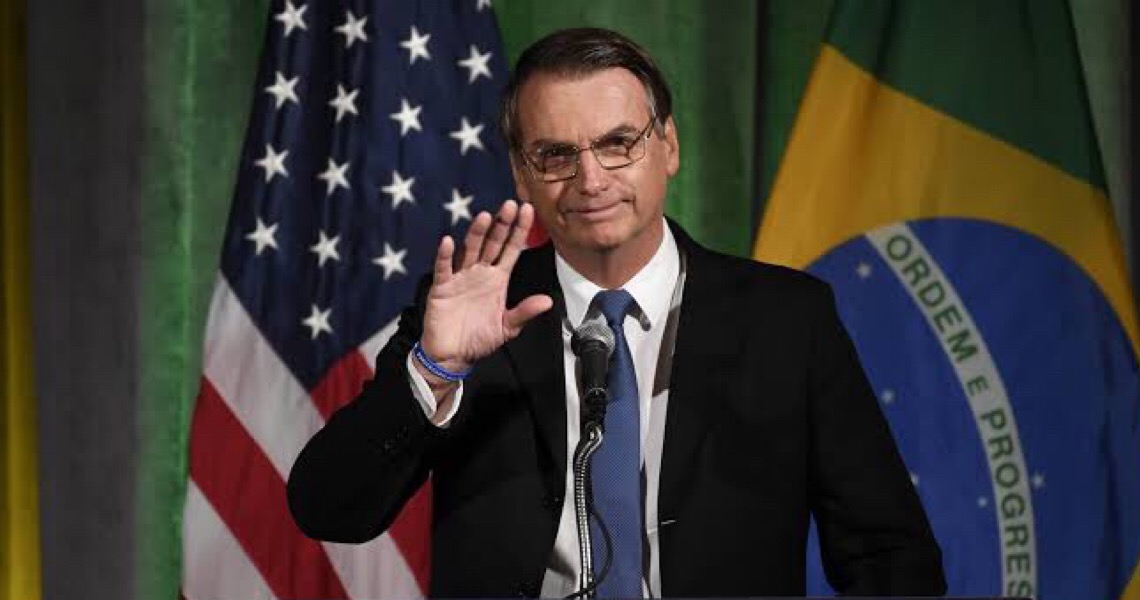 Base bolsonarista acusa presidente de ‘traição’ e parte para confronto nas redes