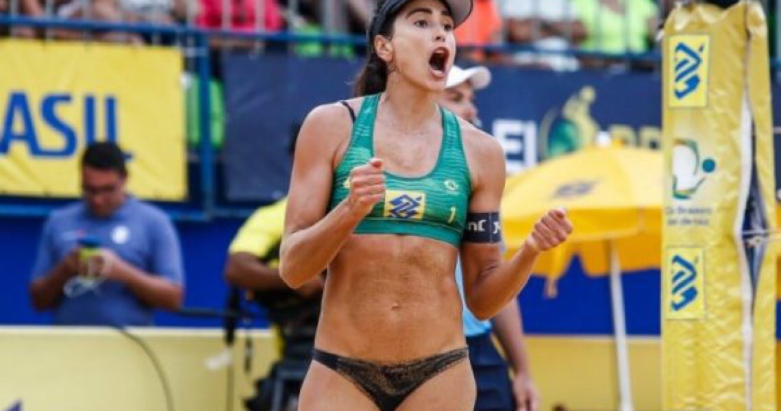 Isabel do Vôlei defende filha, Carol Solberg: “Os atletas são os protagonistas do espetáculo mas não podem se manifestar?”