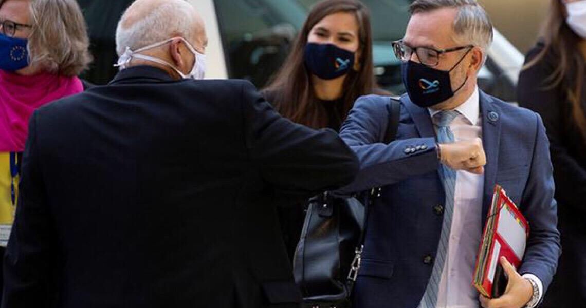 União Europeia estabelece regras para viagens durante a pandemia