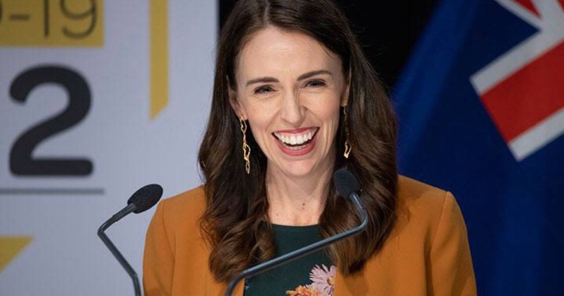 Jacinda Ardern vence eleições na Nova Zelândia após ser exemplo mundial no combate ao coronavírus