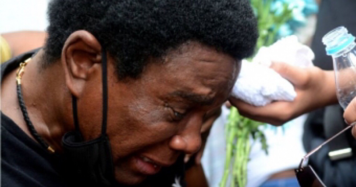 Após morte do neto, Neguinho da Beija-Flor fala em racismo e decide viver em Portugal