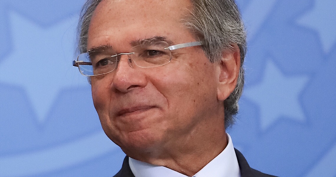 Guedes tenta privatizar Saúde após não conseguir entregar em áreas prometidas