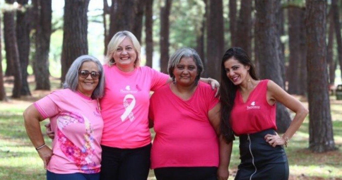 Projeto enfrenta o câncer de mama com foco na autoestima e na esperança