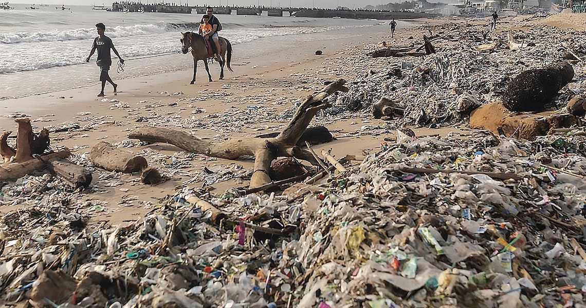 Bali, Indonésia, ‘paraíso’ ou depósito de lixo?