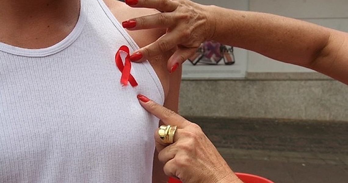 Estigma e desinformação ainda travam combate à Aids no Brasil, avalia pesquisadora