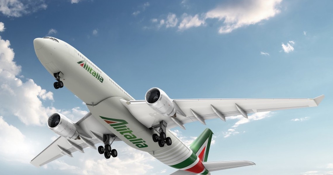 Alitalia faz seu 1º voo com testagem de passageiros