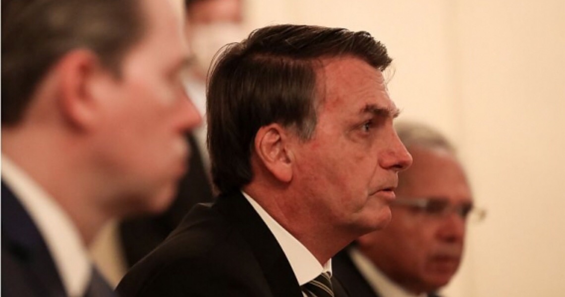 É melhor Bolsonaro arranjar vacina do que depois tentar ‘arranjar’ voto, como Trump
