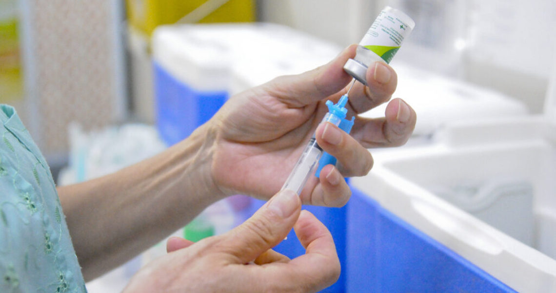 Meta de vacinação contra influenza é atingida no DF