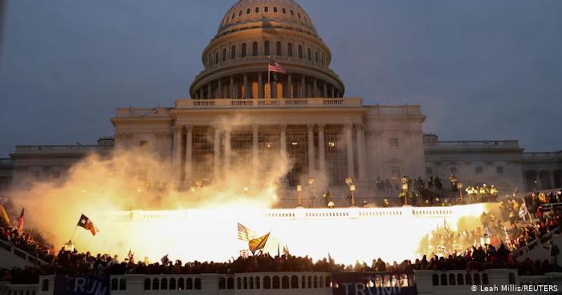 Invasão do Capitólio pode levar a afastamento de Trump?