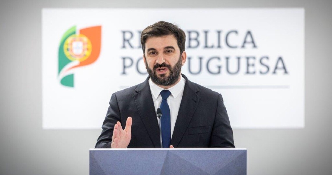 Portugal reorganiza calendário letivo devido ao confinamento