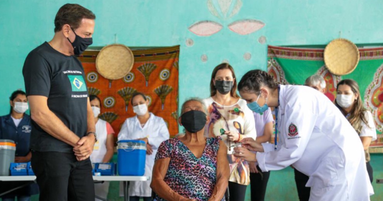 Doria acompanha vacinação de quilombolas de Eldorado, ofendidos por Bolsonaro