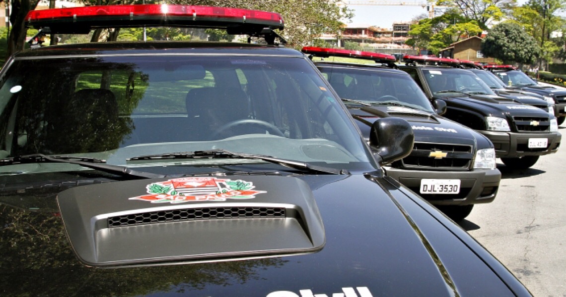 Sem vacina antecipada, delegados alegam que Covid-19 matou mais policiais do que o crime