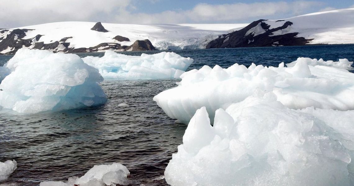 Antártida: Degelo provoca separação de iceberg