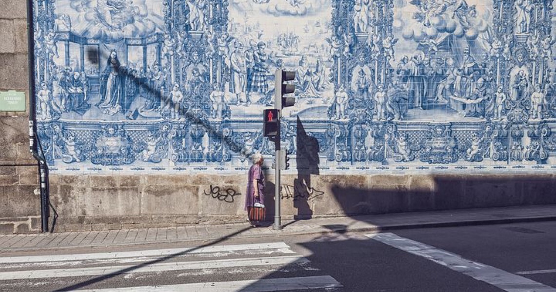 Número de infectados por covid no Brasil supera a população de Portugal