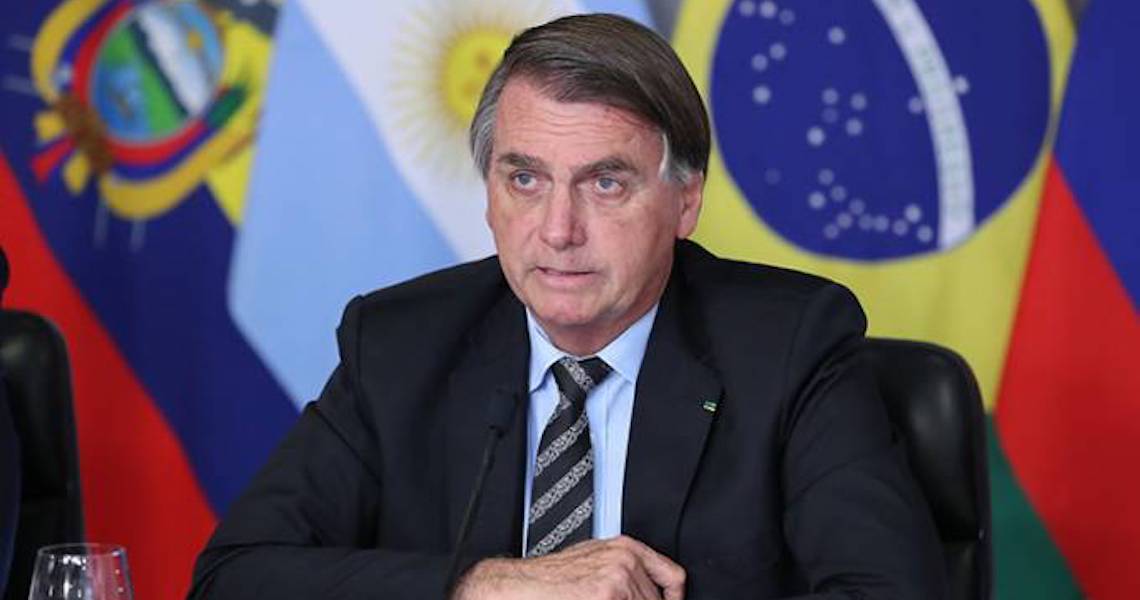 Quando o assunto é a Covid-19, presidente arrisca tudo