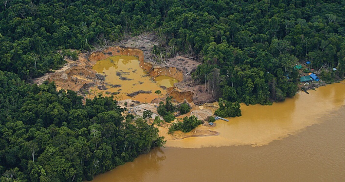 Rios, terras e alimentos contaminados: Como vivem os afetados pelo garimpo ilegal